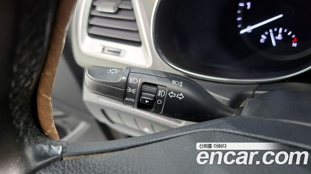 Hyundai Santafe 2017 — photo 16