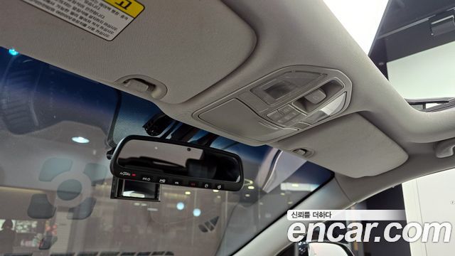 Hyundai Santafe 2017 — photo 18