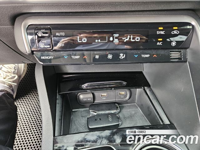 Kia K5 2021 — photo 8