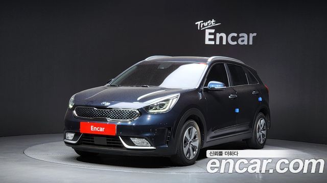 Kia Niro 2019 — photo 1