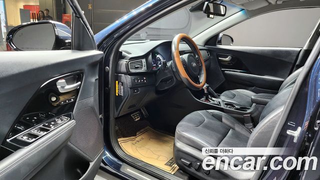 Kia Niro 2019 — photo 13