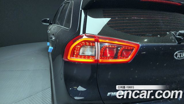 Kia Niro 2019 — photo 9