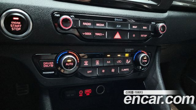 Kia Niro 2019 — photo 32