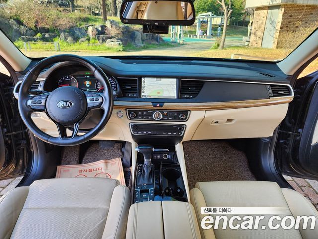 Kia K7 2017 — photo 10