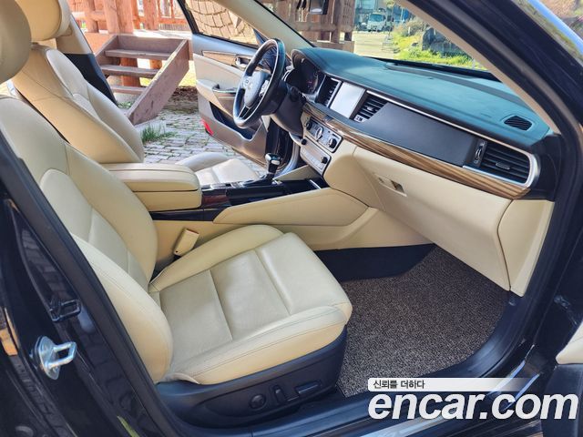 Kia K7 2017 — photo 15