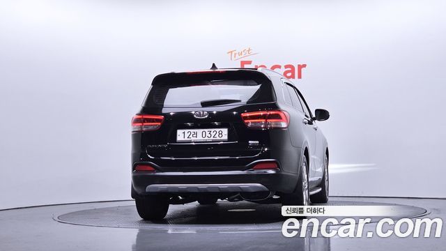Kia Sorento 2016 — photo 4