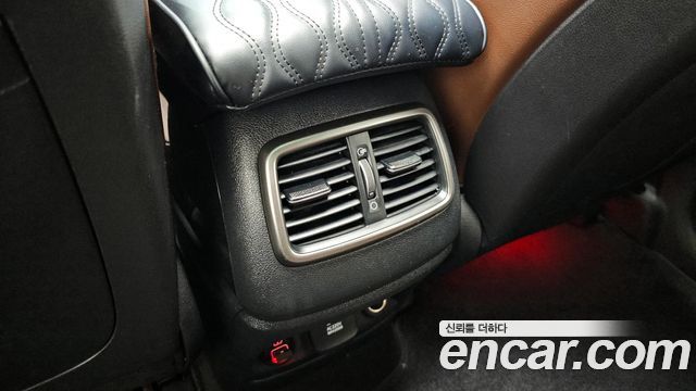 Kia Sorento 2016 — photo 23
