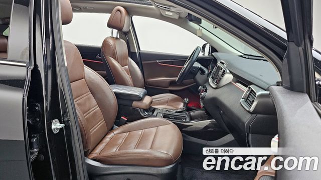 Kia Sorento 2016 — photo 16