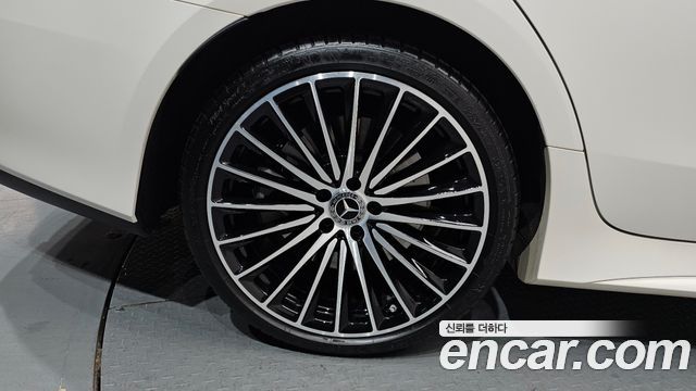 Mercedes-Benz CLS-Class 2022 — photo 5