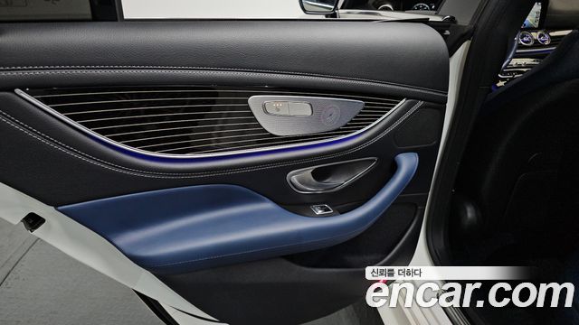 Mercedes-Benz CLS-Class 2022 — photo 15
