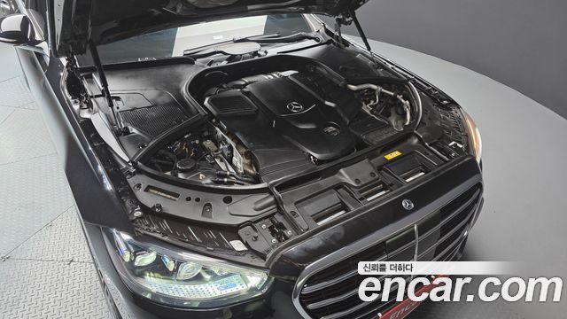 Mercedes-Benz S-Class 2022 — photo 6
