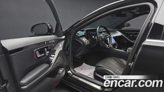 Mercedes-Benz S-Class 2022 — photo 13