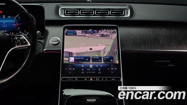 Mercedes-Benz S-Class 2022 — photo 20