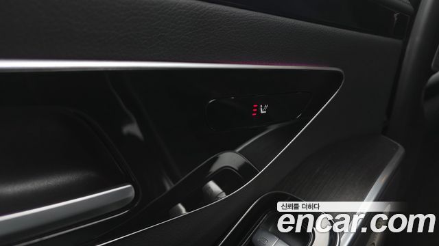 Mercedes-Benz S-Class 2022 — photo 31