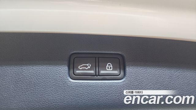 Genesis GV80 2021 — photo 23