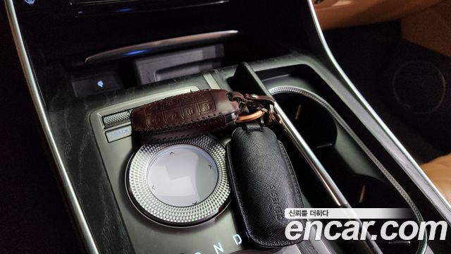 Genesis GV80 2021 — photo 25