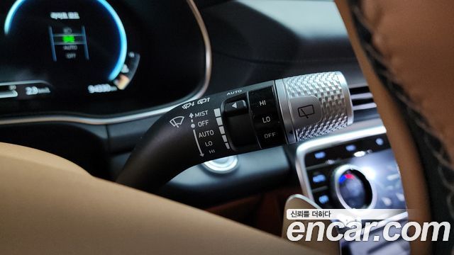Genesis GV80 2021 — photo 28