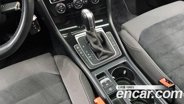 Volkswagen Golf 2015 — photo 9