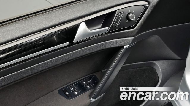 Volkswagen Golf 2015 — photo 18
