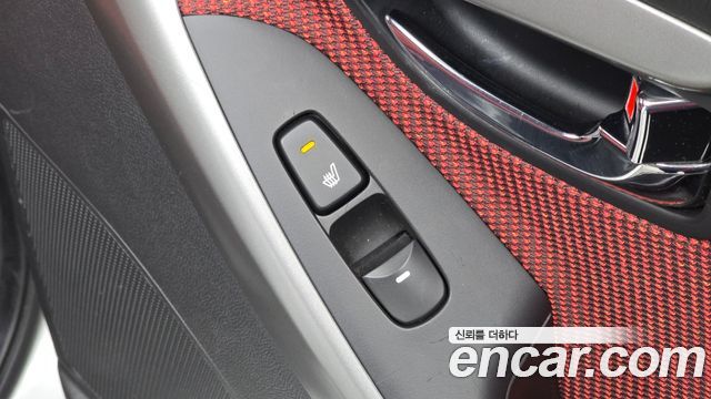 Hyundai AVANTE 2012 — photo 19