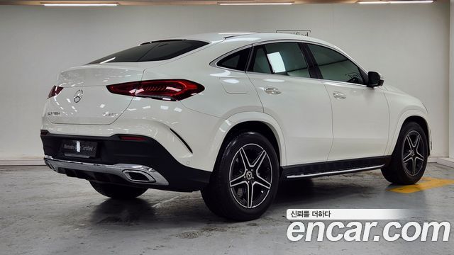 Mercedes-Benz GLE-Class 2021 — photo 2