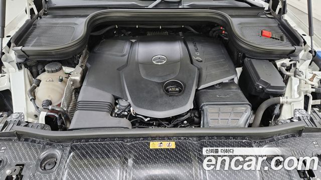 Mercedes-Benz GLE-Class 2021 — photo 6