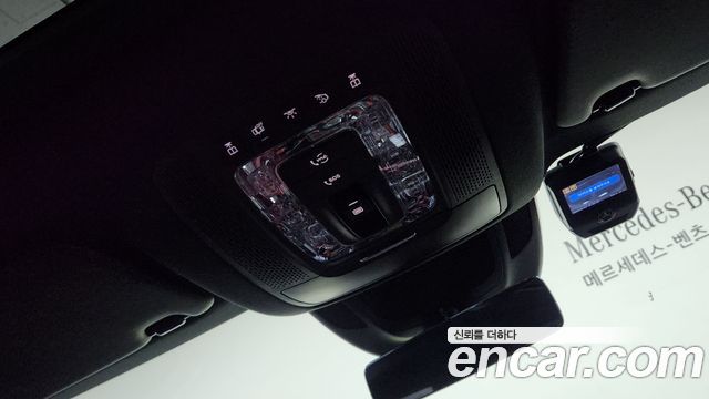 Mercedes-Benz GLE-Class 2021 — photo 17