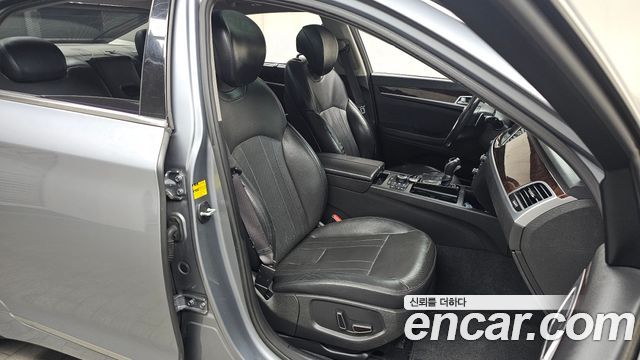 Hyundai Genesis 2015 — photo 18
