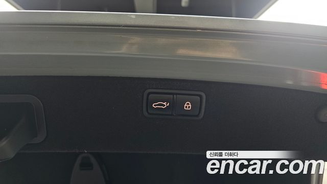 Hyundai Genesis 2015 — photo 26