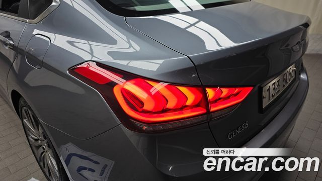 Hyundai Genesis 2015 — photo 9