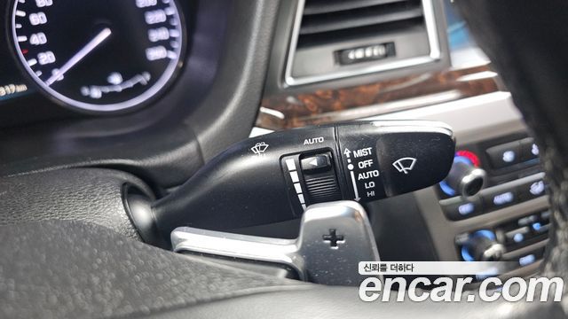 Hyundai Genesis 2015 — photo 29