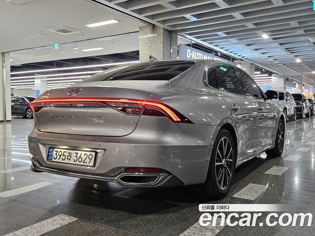 Hyundai Grandeur 2022 — photo 2
