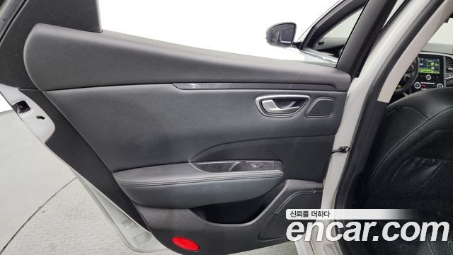 Renault Korea SM6 2016 — photo 15