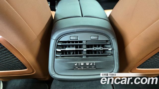 Maserati Ghibli 2020 — photo 19