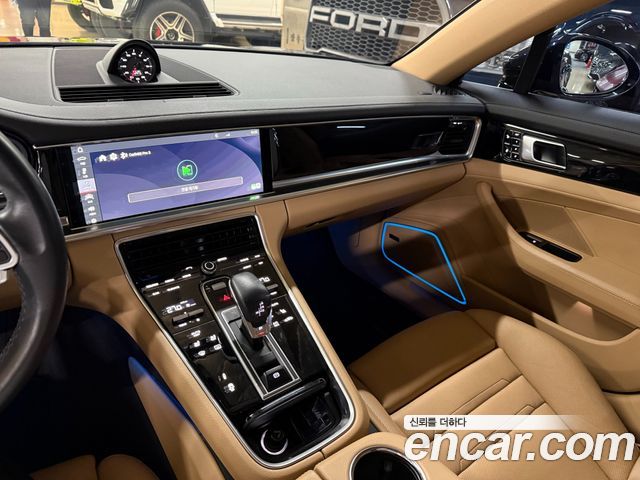 Porsche Panamera 2018 — photo 13