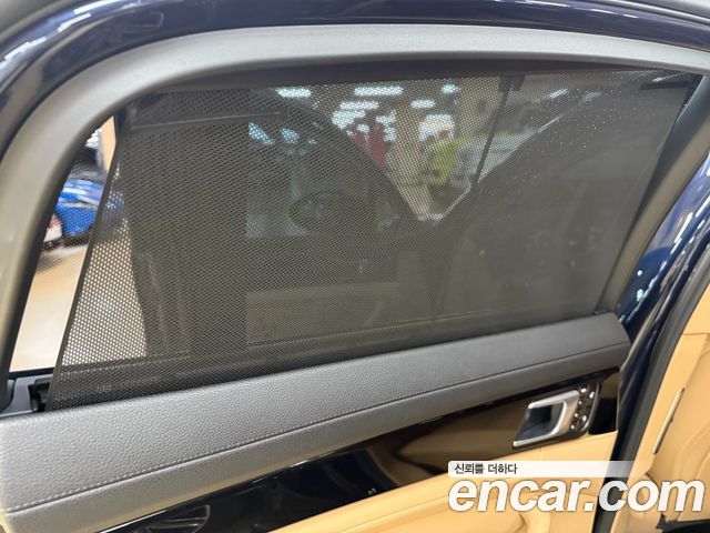 Porsche Panamera 2018 — photo 20