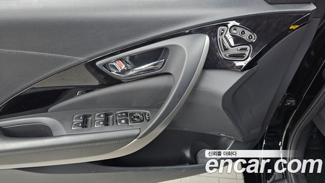Hyundai Grandeur 2014 — photo 29