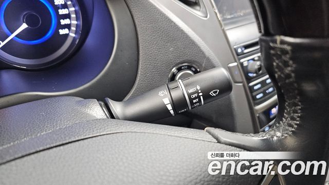 Hyundai Grandeur 2014 — photo 30