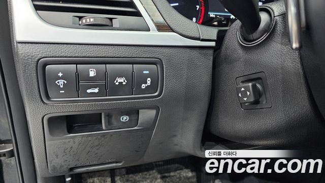 Genesis G80 2017 — photo 19