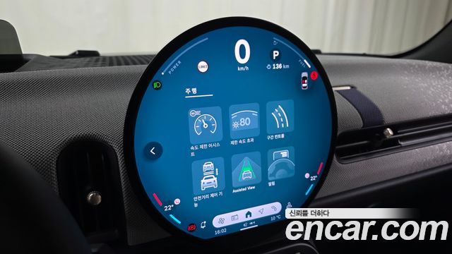 Mini Cooper 2025 — photo 32