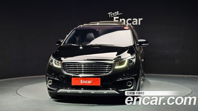 Kia Canival 2018 — photo 3