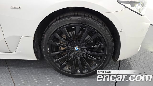 BMW Gran Turismo 2018 — photo 5