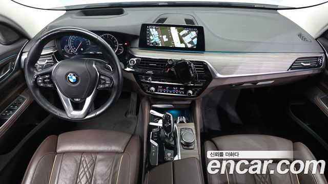 BMW Gran Turismo 2018 — photo 7