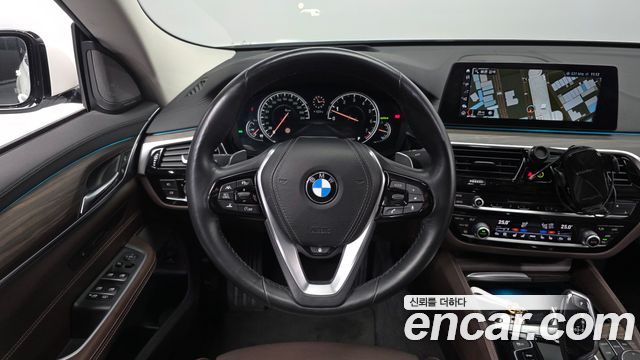 BMW Gran Turismo 2018 — photo 13