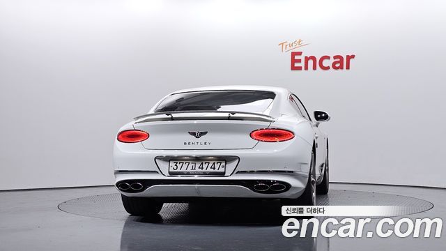 Bentley Continental 2020 — photo 4