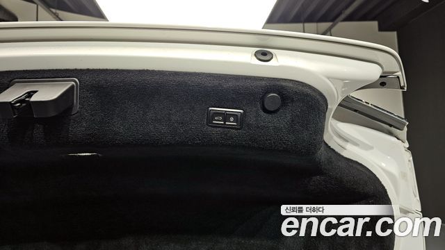 Bentley Continental 2020 — photo 19