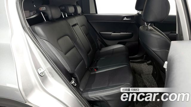 Kia Sportage 2019 — photo 12