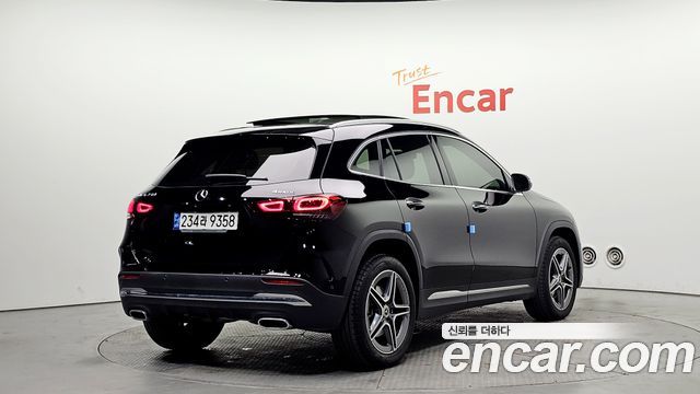 Mercedes-Benz GLA-Class 2021 — photo 2
