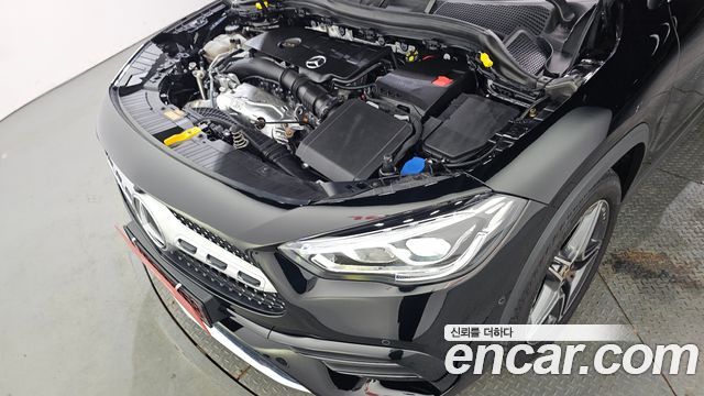 Mercedes-Benz GLA-Class 2021 — photo 6