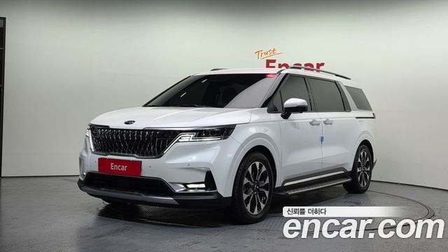 Kia Canival 2021 — photo 1